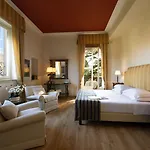Отель Park Palace 4*
