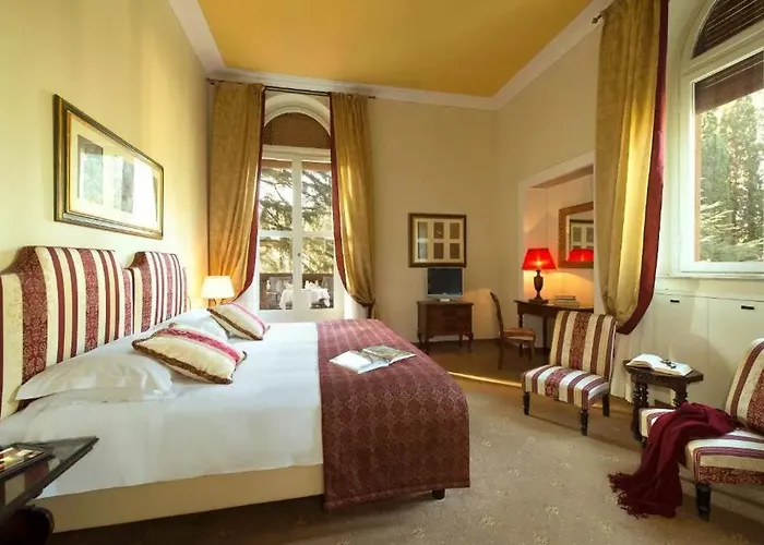 فندق بارك بالاس 4*