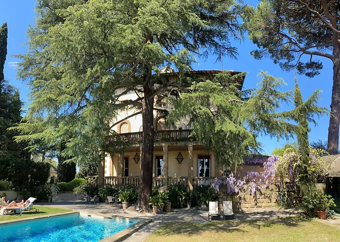 بارك بالاس فندق